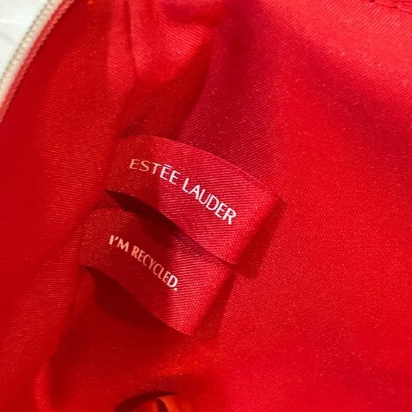 Estee Lauder Red Travel Bag set New lipsticks and Mascara New - Picture 6 of 10